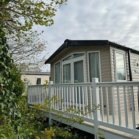 Relax & Dream Hotel Port Seton Exterior photo